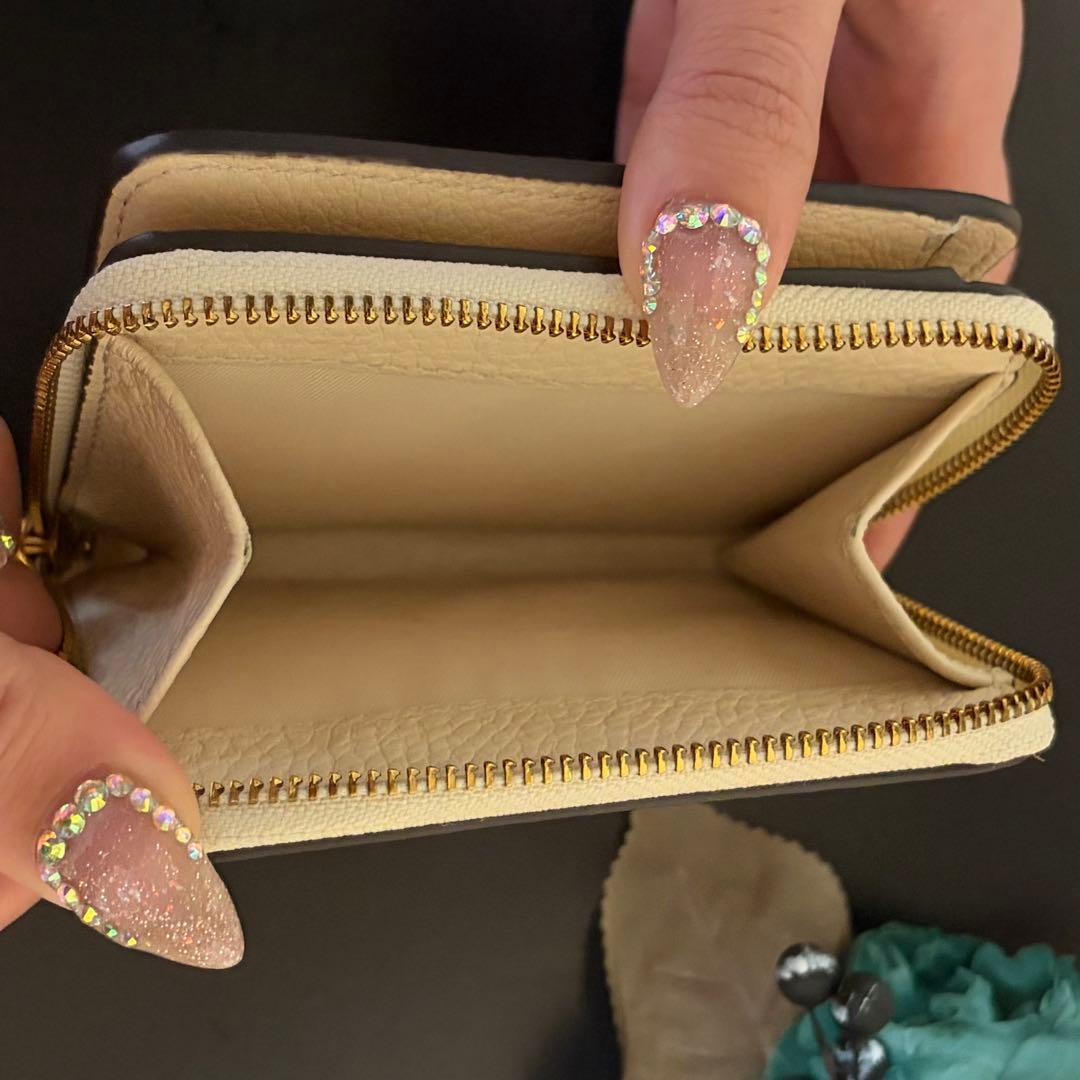 Tory Burch 2つ折り財布 ほぼ未使用