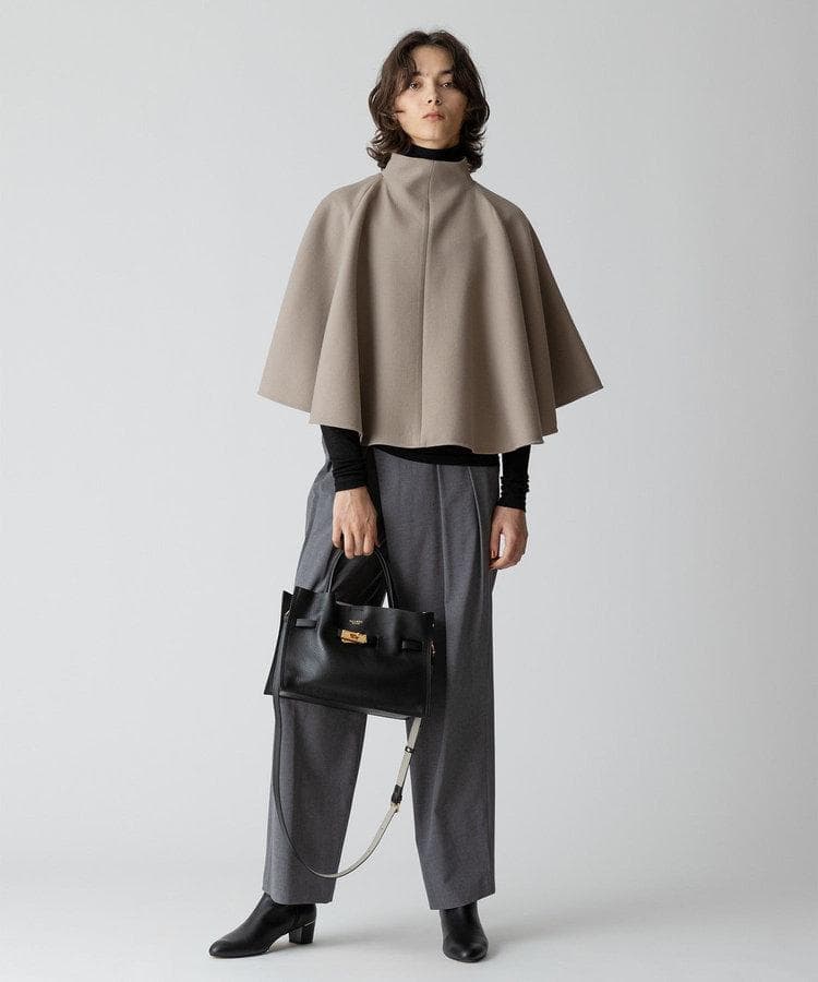 お値下げallureville ケープ コート 【49500円】