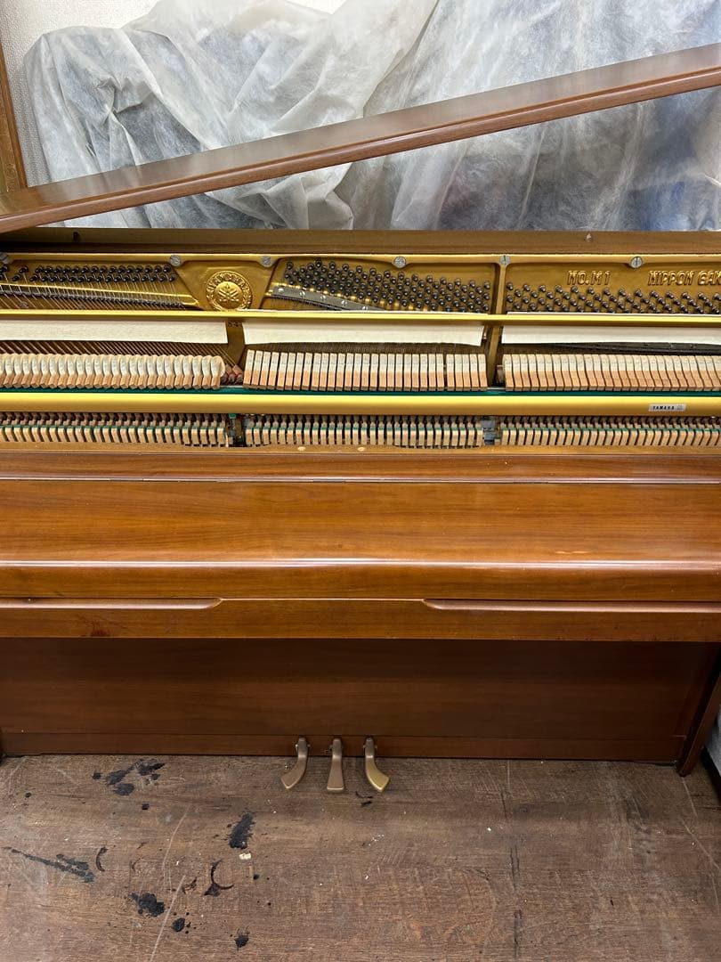 超価格、ヤマハM1、木目調半艶仕様、人気のコンパクトタイプ、お買い得1台限り！