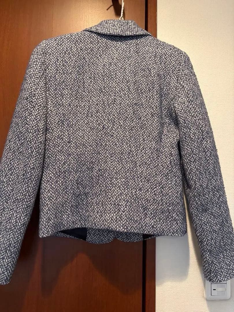 EMPORIO ARMANI ヘリンボーン テーラードジャケット　サイズ36