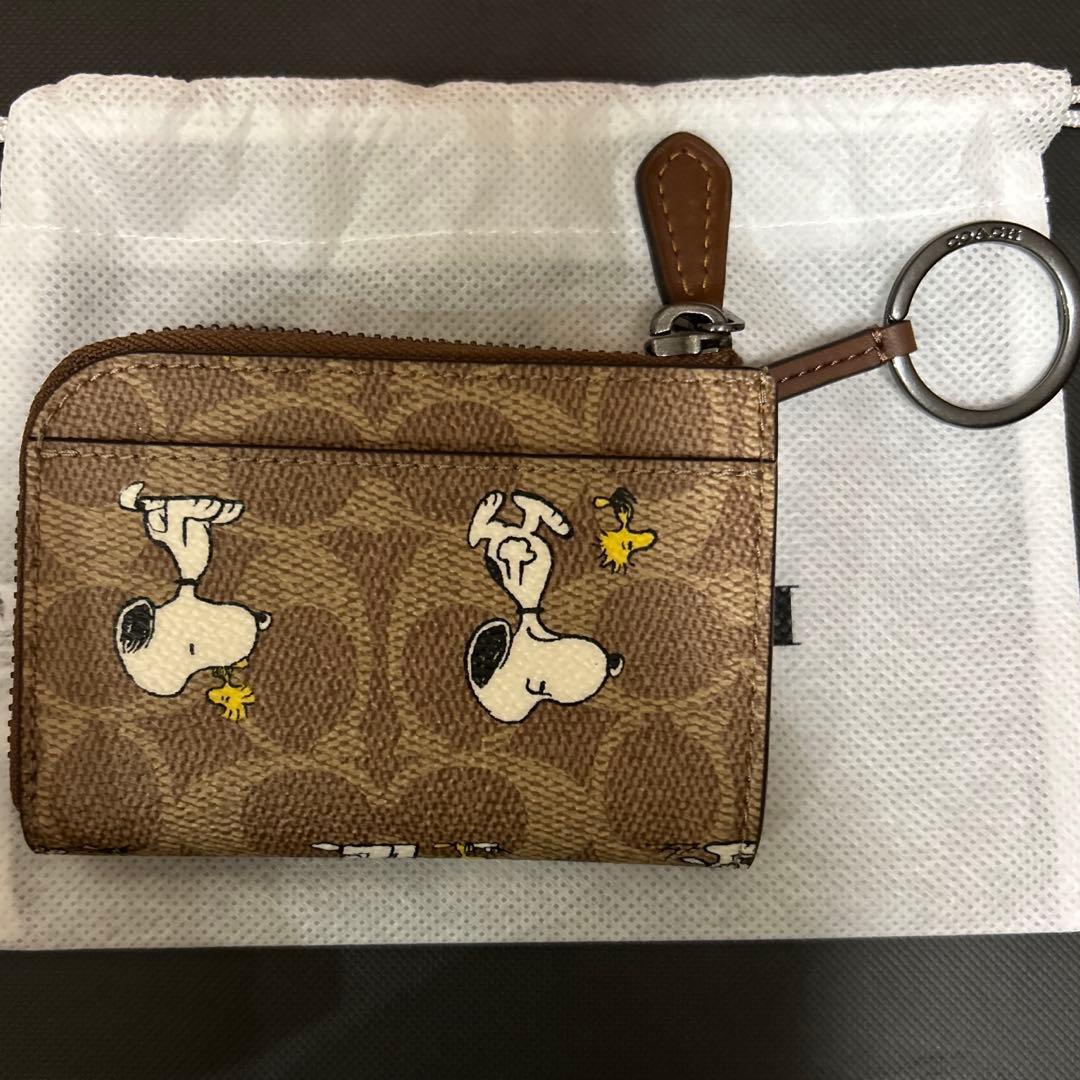 【COACH X PEANUTS】コーチ ジップ キー ケース・スヌーピー