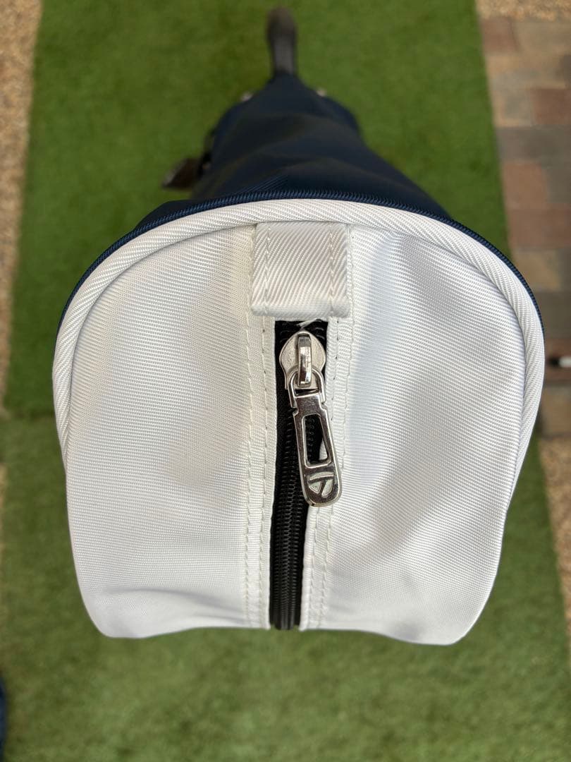 【新品未使用】TaylorMade スタンドキャディバッグ