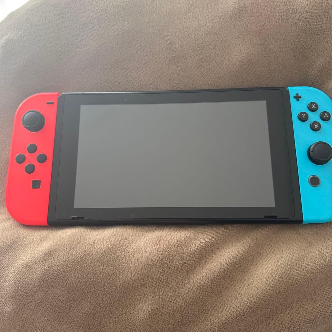 Nintendo Switch 赤/青 本体　マリオオデッセイ　赤いケース付き