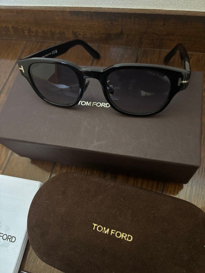 TOMFORD TF1041-D ECO 01C トムフォード