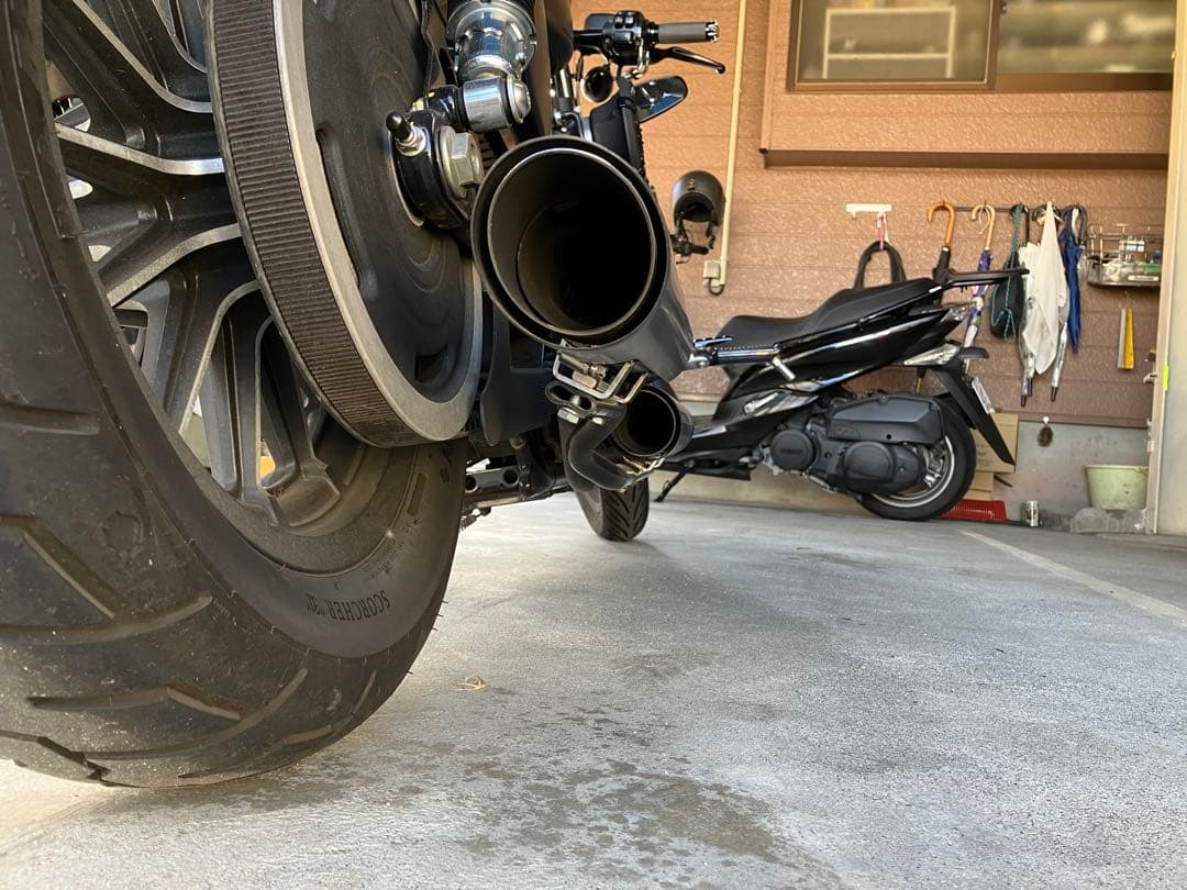 ハーレーダビッドソン883　バンス＆ハインズ　マフラー中古