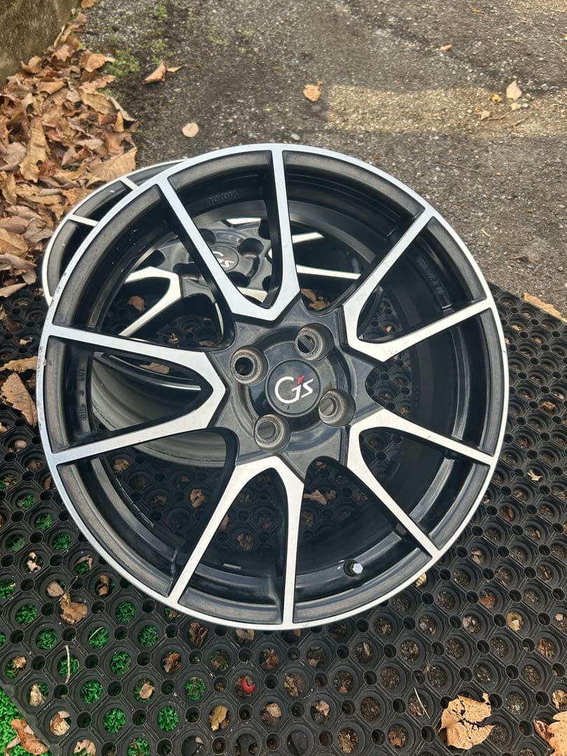 トヨタ　G’s ホイール　2本　アクア　傷あり　17インチ