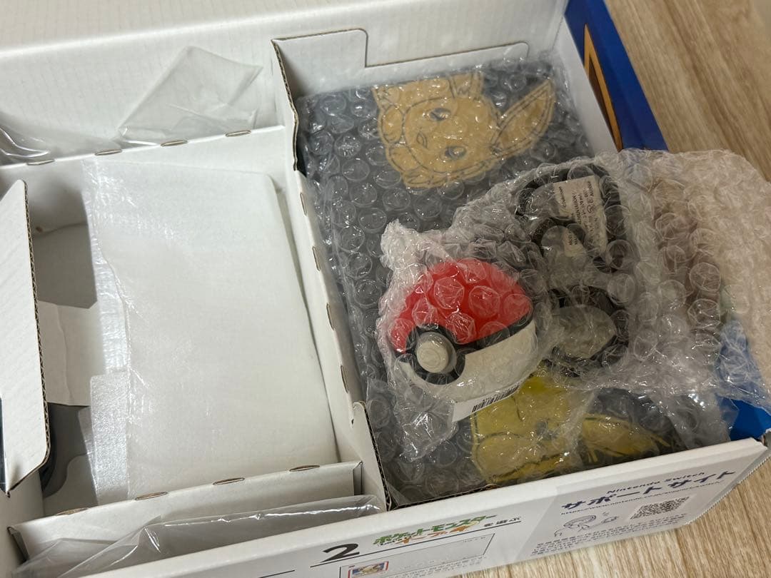 Nintendo Switch イーブイセット(64GB micro SD付)