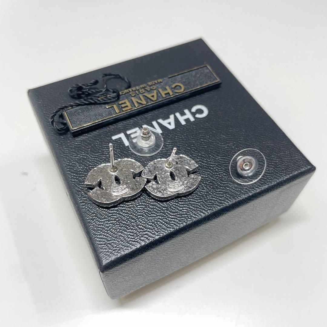 む*ょ様 01年　CHANEL ココマーク　クリスタルピアス