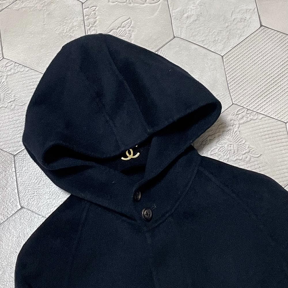 鎌倉シャツ MADISON400刺繍入り ウールケープ/マント/ポンチョ 黒