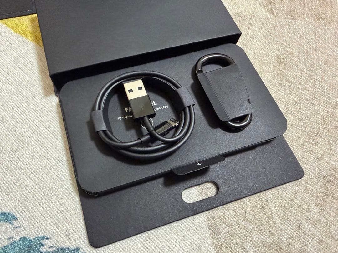 c*t様 Beats Solo Pro ワイヤレスヘッドホン ホワイト 美品