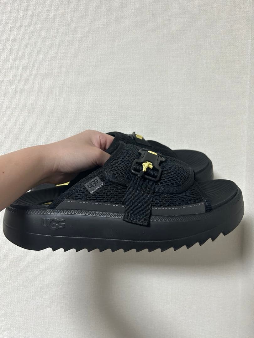 UGG Maxxer Slide 2.0 ブラックサンダル 厚底26cm