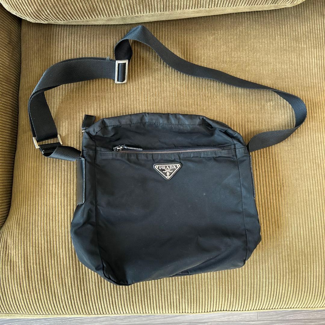 PRADA ショルダーバッグ ブラック