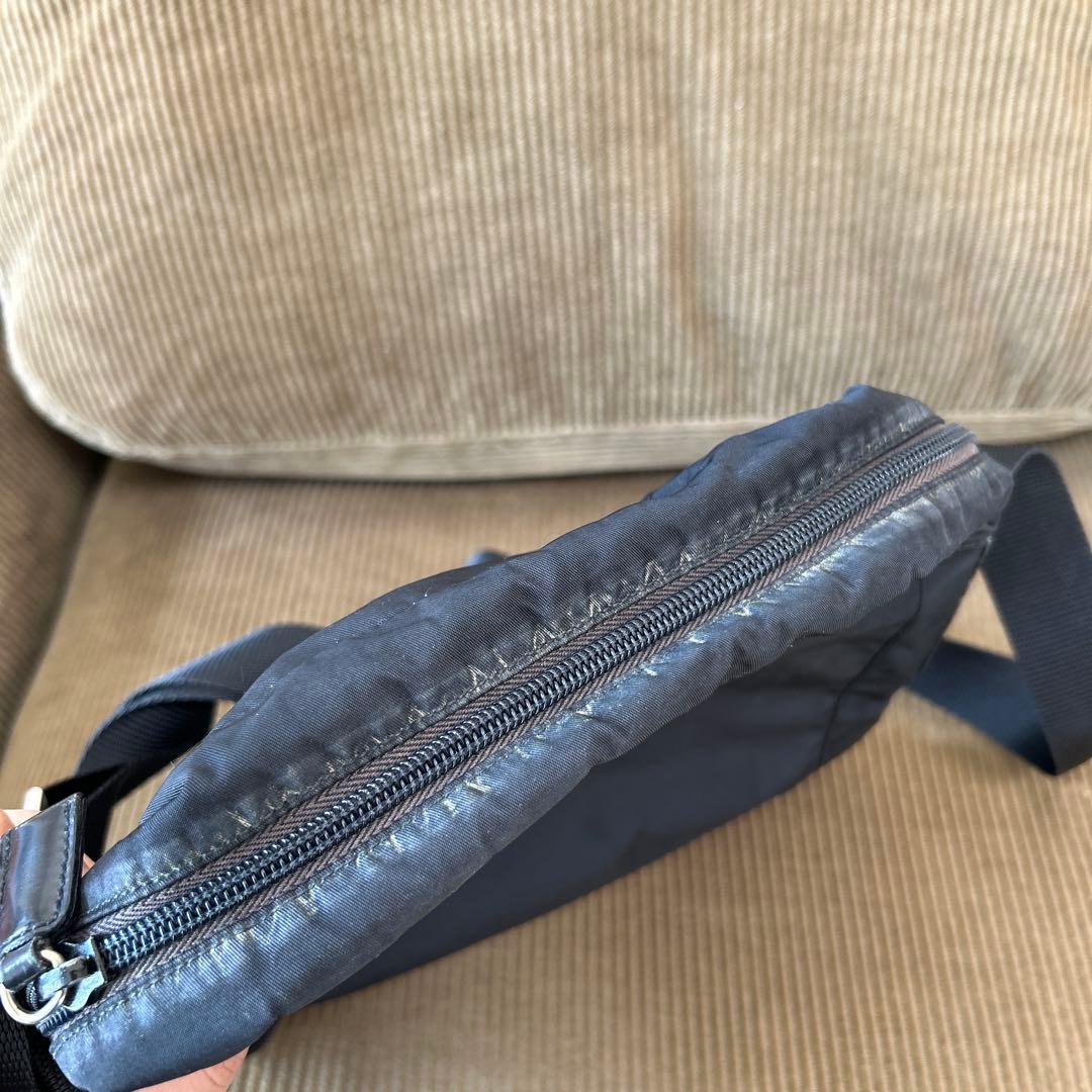 PRADA ショルダーバッグ ブラック