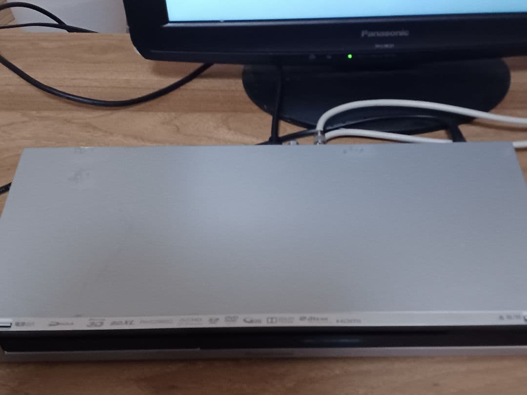 中古動作品✡️本日限定特価✴️パナソニック☆ブルーレイレコーダー☆リモコン付