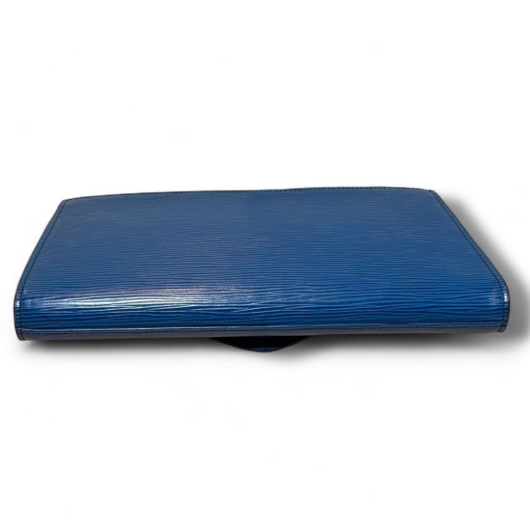 美品 LV ルイ・ヴィトン クラッチバッグ エピ アールデコ トレドブルー