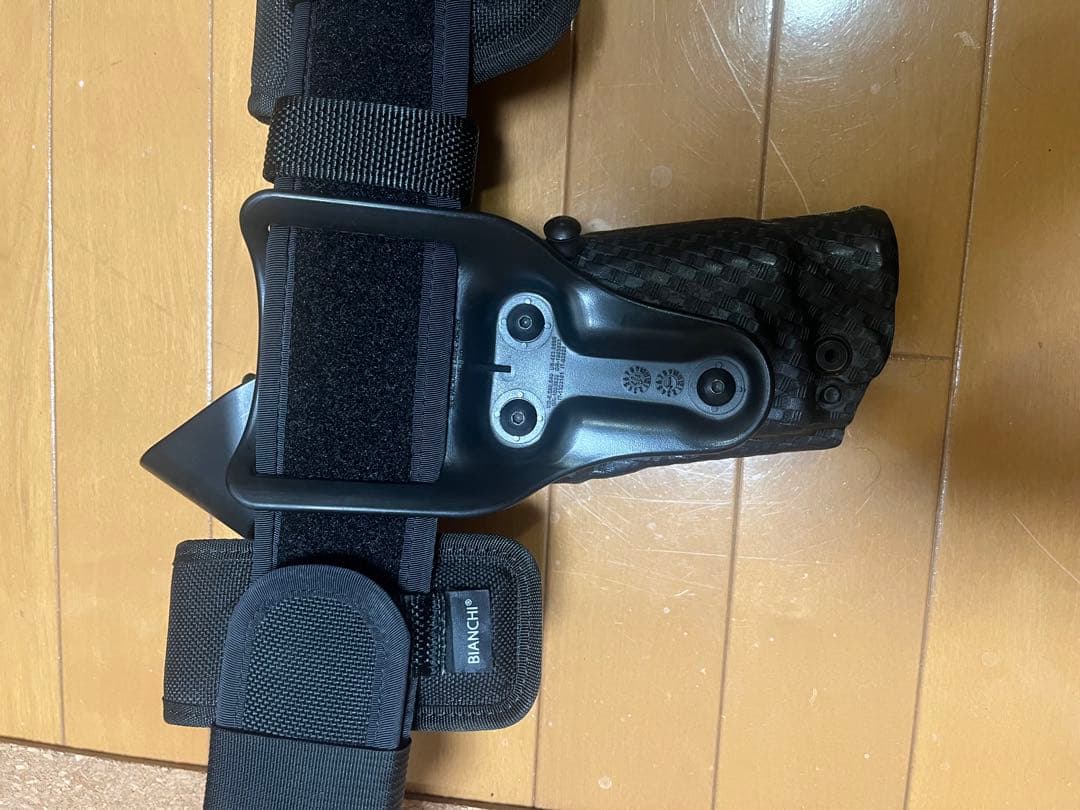 ポリスベルト　デューティベルト　LE装備