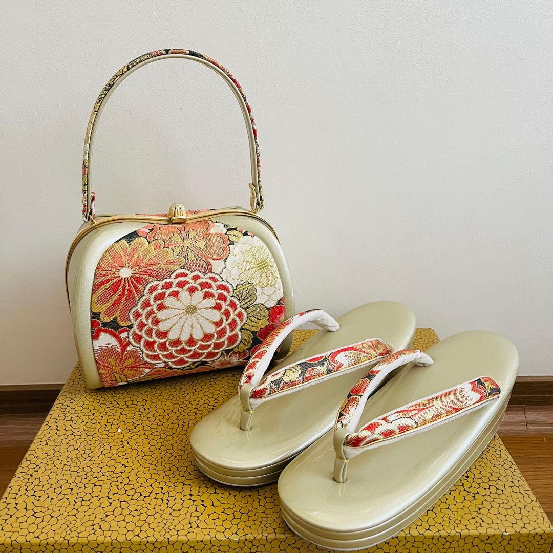 【美品】振袖用バッグ　草履　成人式　振袖　西陣織　正絹　Mサイズ