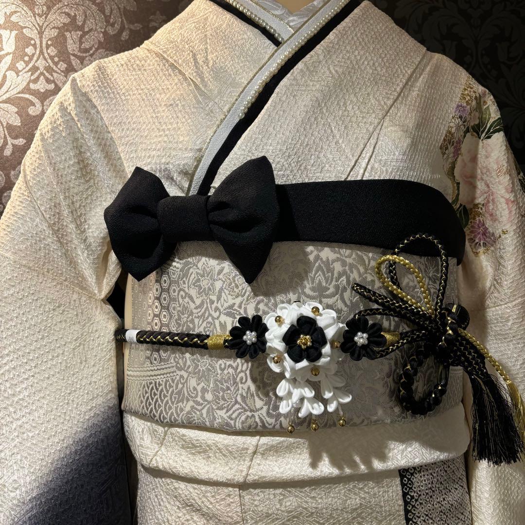 美品　総絞り　花模様　市松模様　金彩　逸品　振袖　フルセット 振り袖