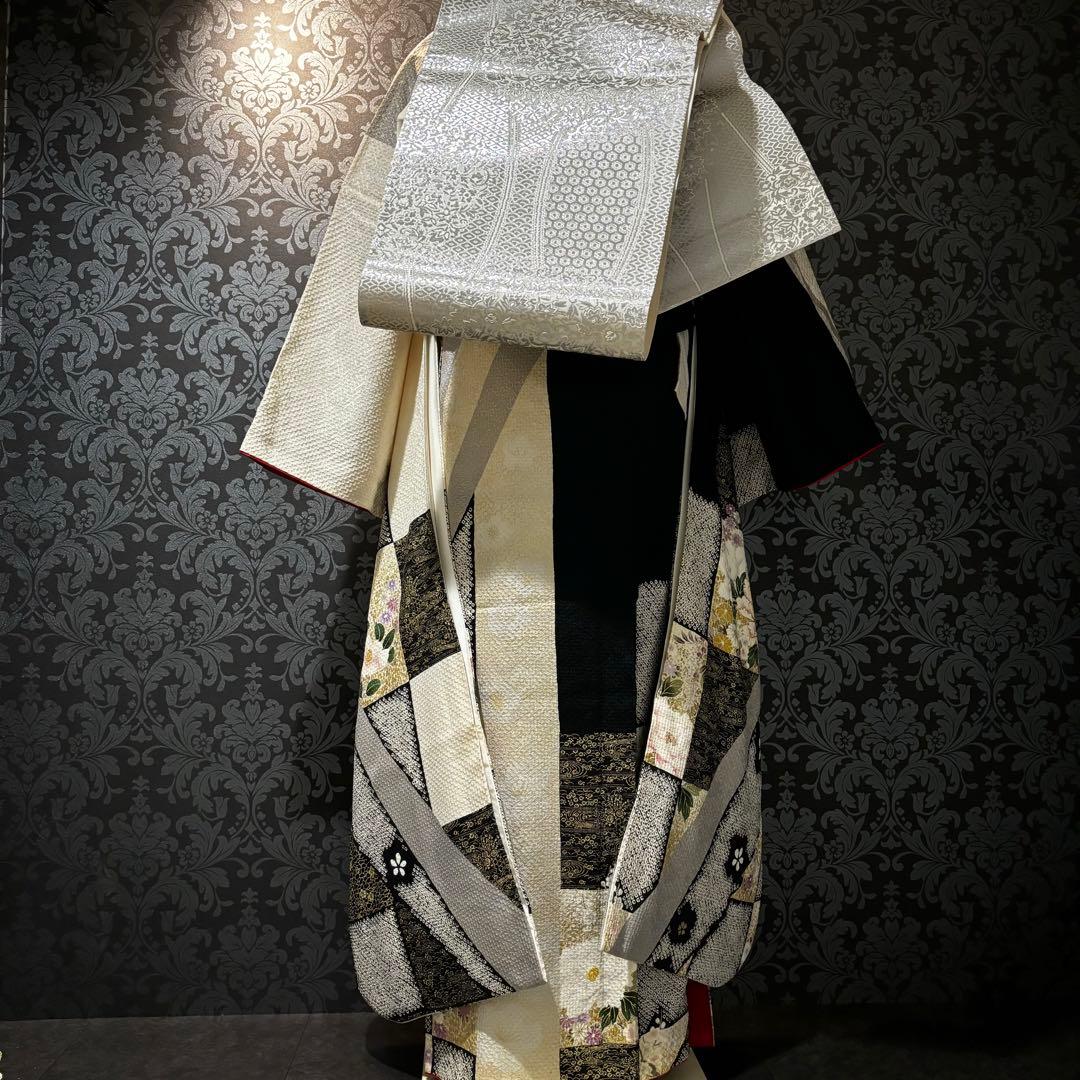 美品　総絞り　花模様　市松模様　金彩　逸品　振袖　フルセット 振り袖