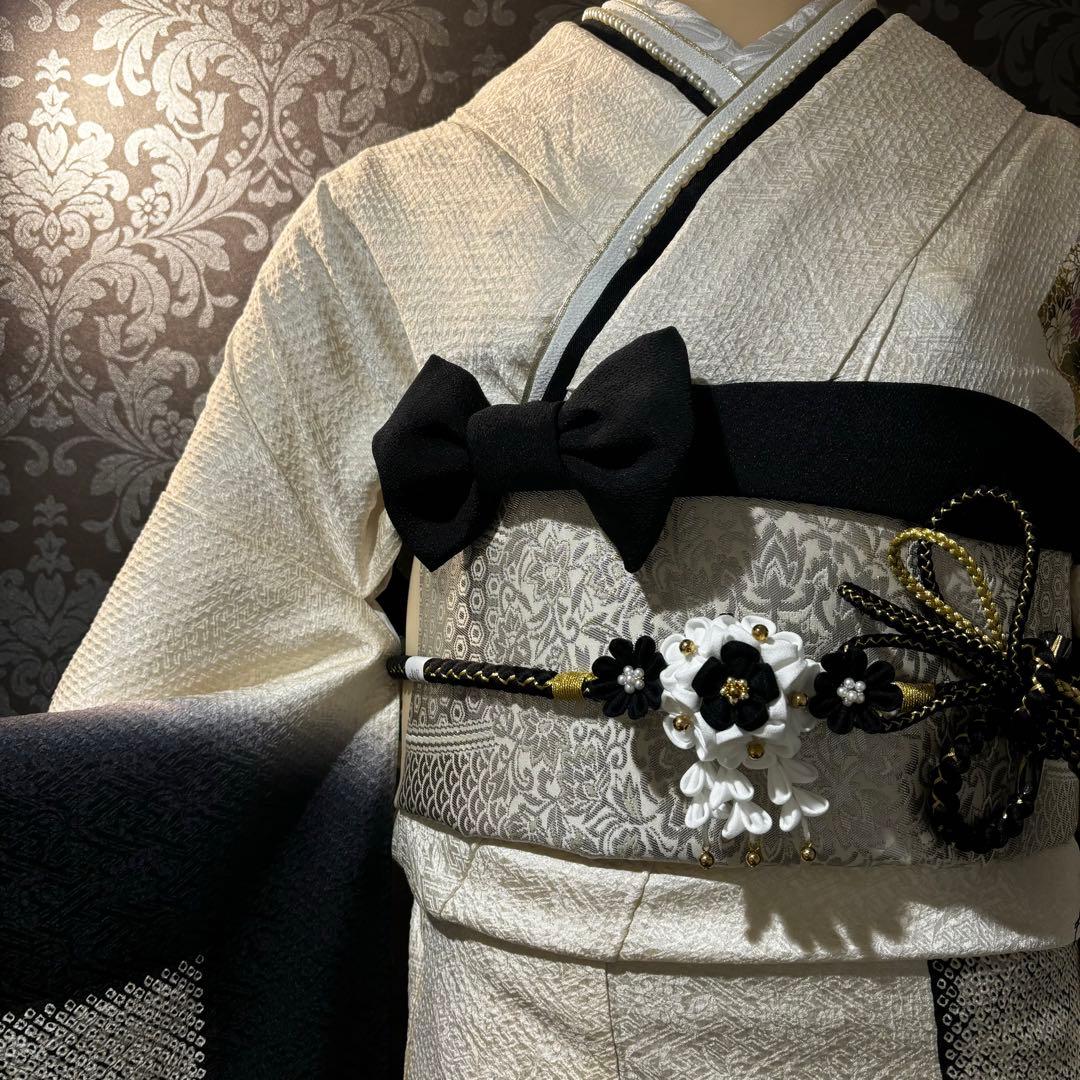 美品　総絞り　花模様　市松模様　金彩　逸品　振袖　フルセット 振り袖