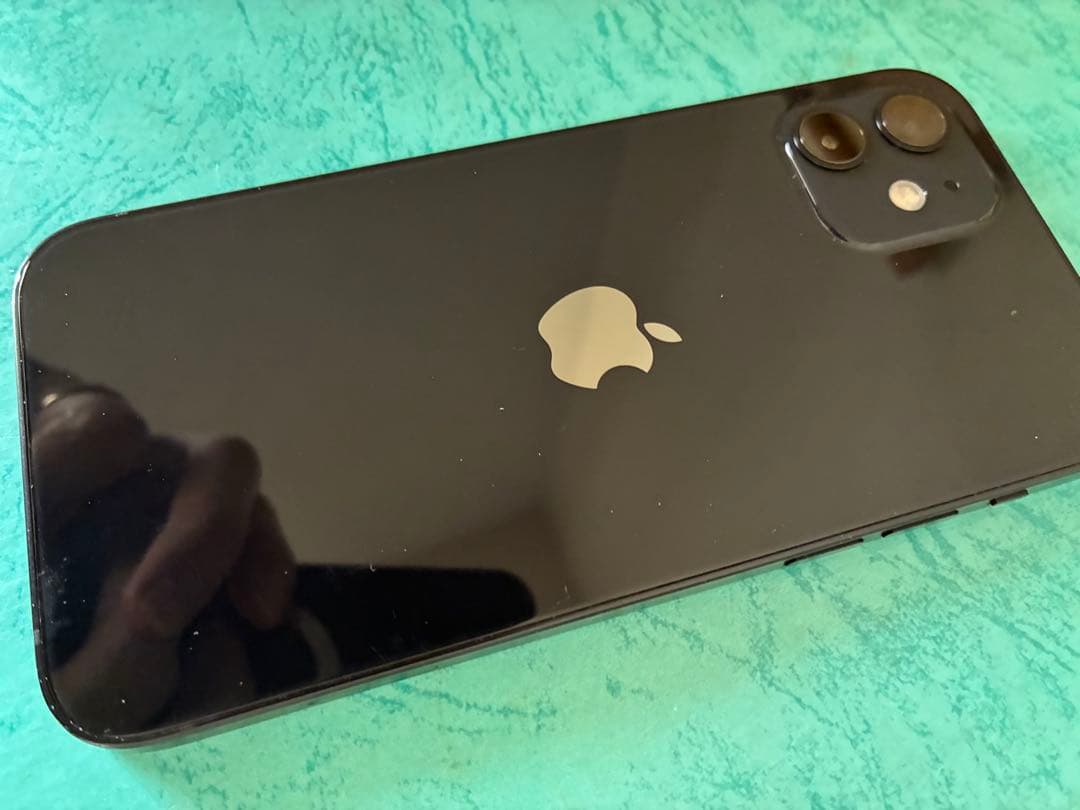 か*ん様 Apple iPhone 12 ブラック 本体