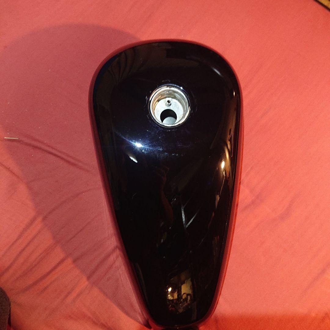 ハーレー　スポーツスター　４８　純正タンク　インジェクション