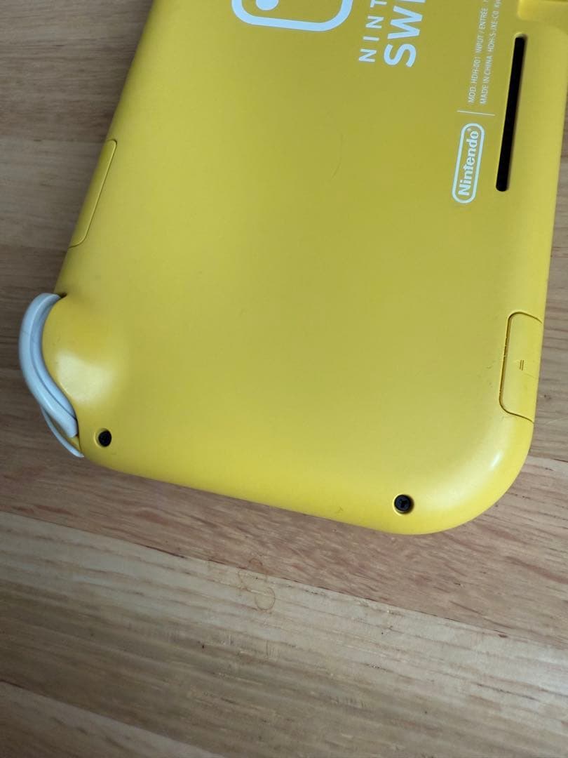 【美品】Nintendo Switch Lite イエロー 本体 充電器付き