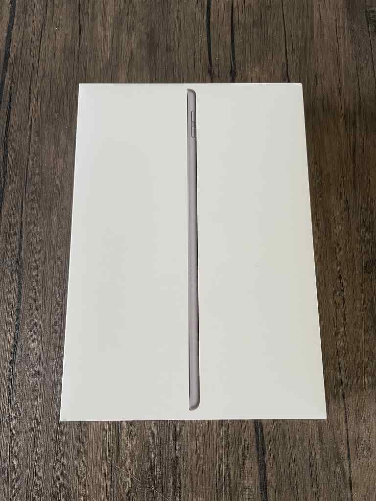 ③【美品】iPad Apple 第9世代　Wi-Fiモデル　64GB
