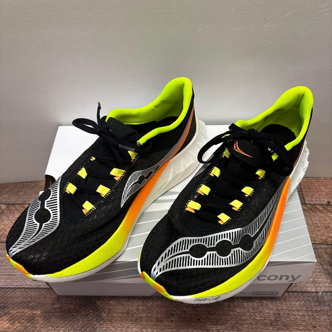 saucony サッカニー　エンドルフィンプロ4 27cm