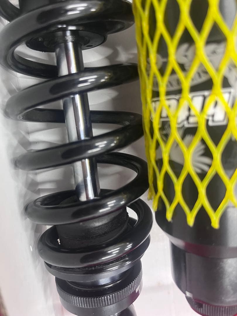 bitubo サスペンション triumph ボンネビル