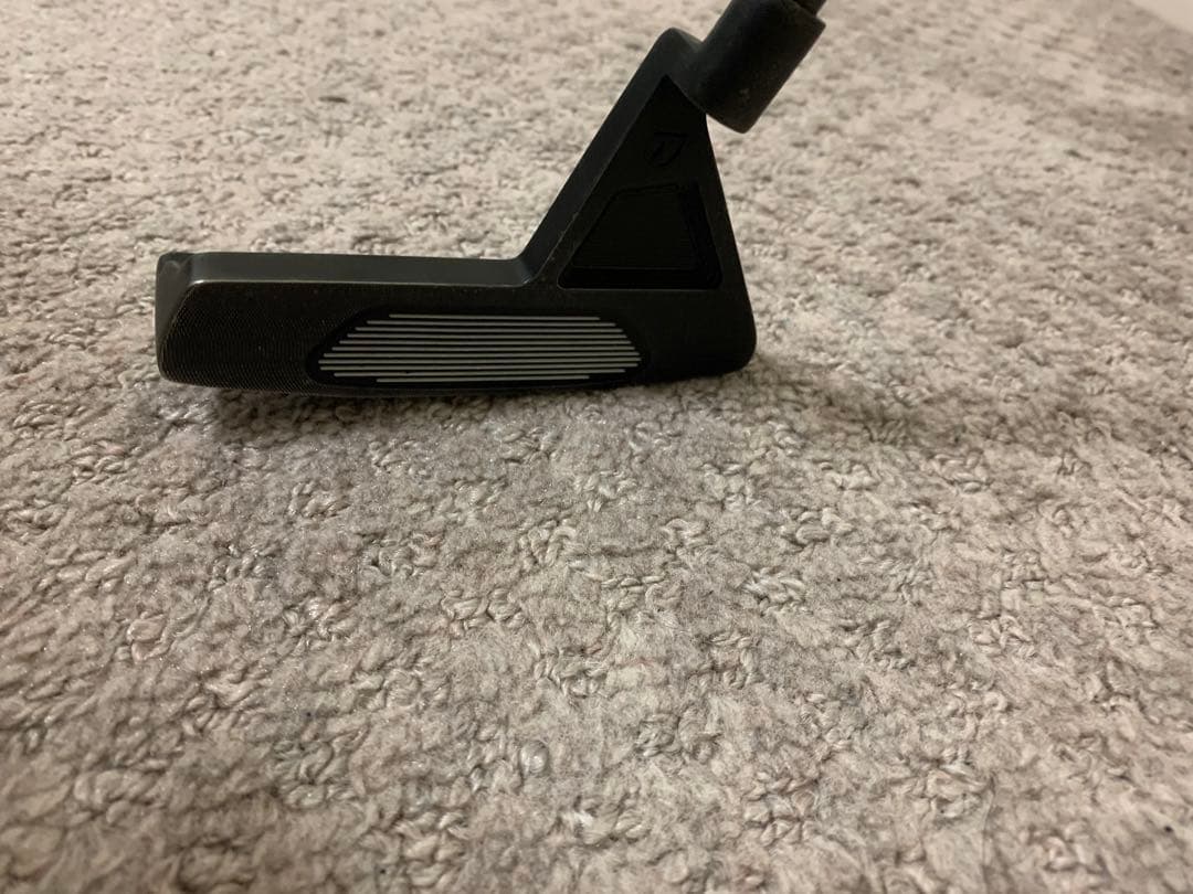 テーラーメイド　トラスパター　限定ブラック