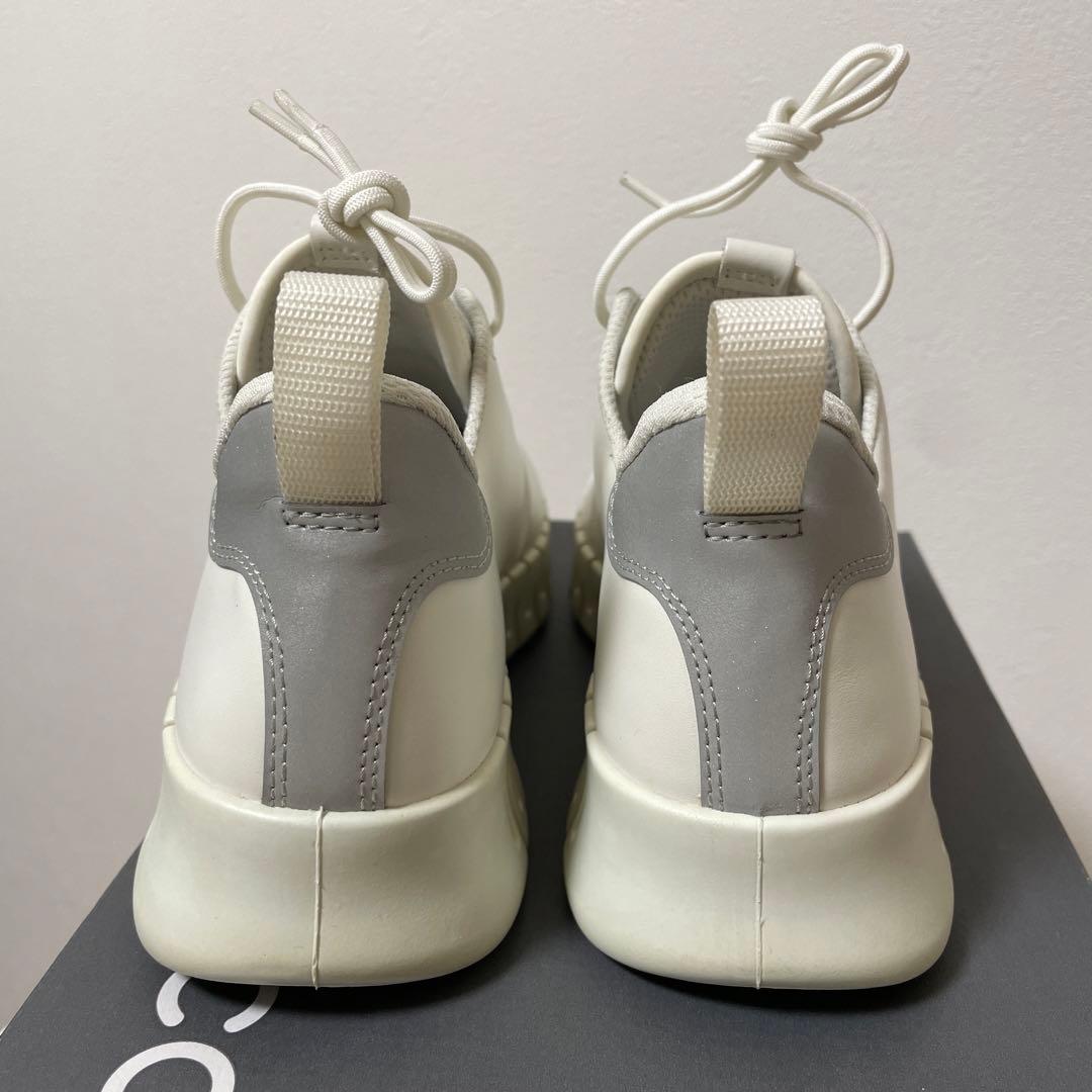 ecco エコー GRUUV 24センチ