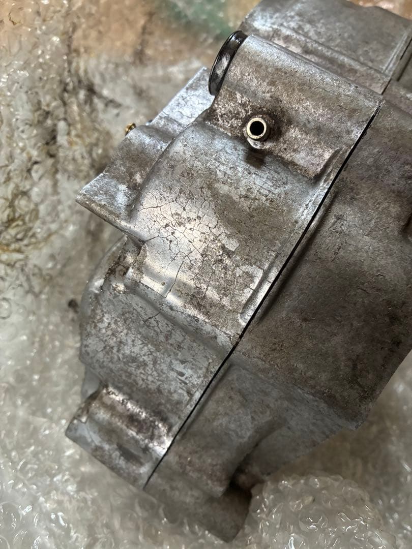 シャリー　クランクケース　防振ゴムあり　jazz流用可能