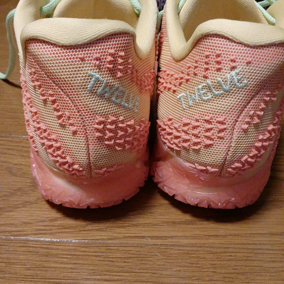 バッシュNIKEジャ3