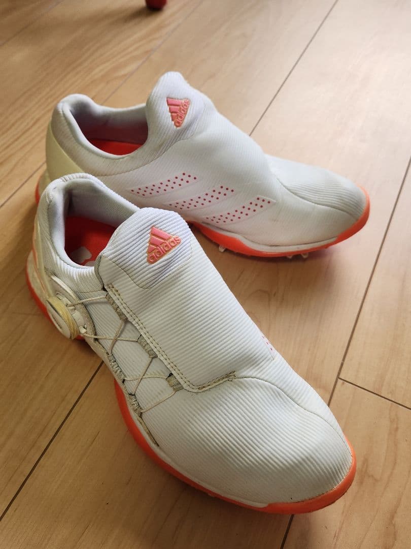 アディダス　レディース　BOAゴルフシューズ　23.5センチ