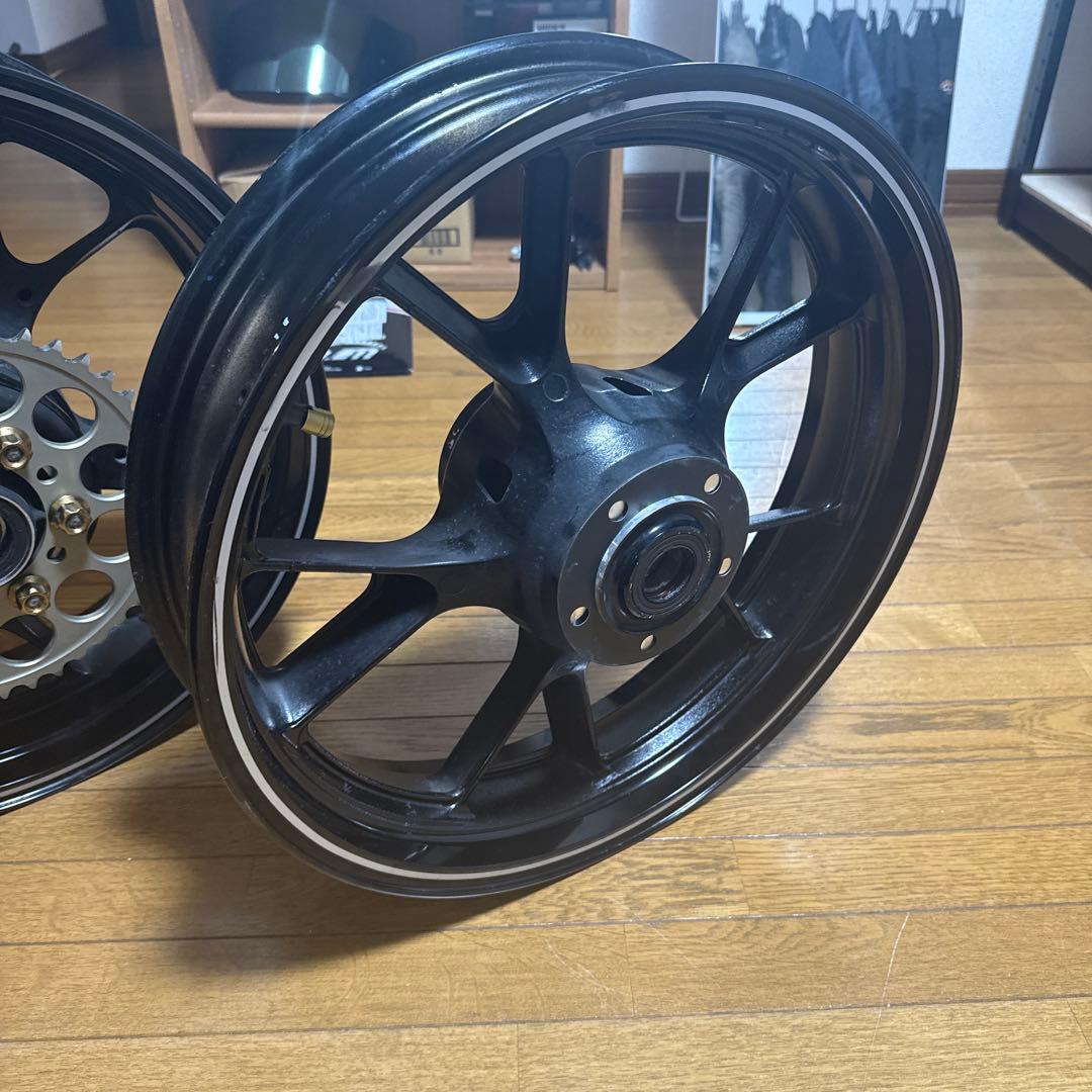 ZRX1200DAEG純正ホイールスプロケット付き