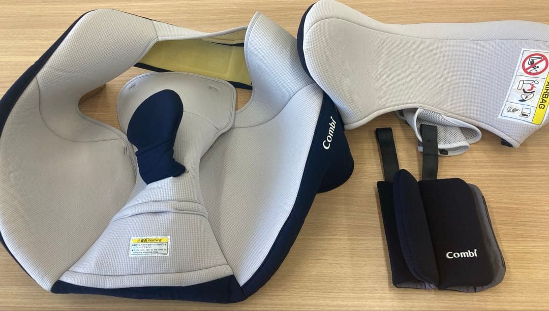コンビ⭐️クルムーブスマートライト クリーニング済ISOFIX チャイルドシート