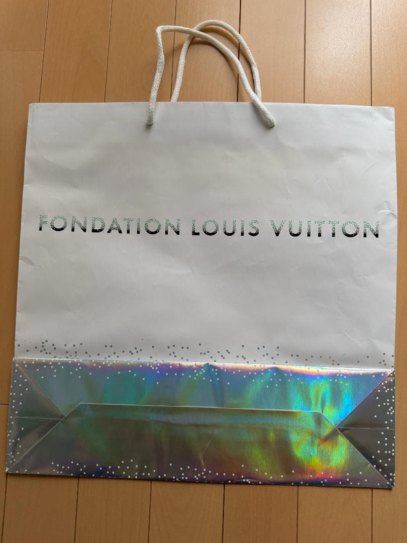 未使用 Fondation Louis Vuitton トートバッグ　紙袋付