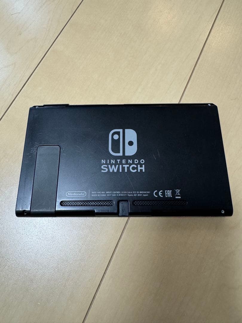LH Nintendo Switch 本体 + 周辺機器
