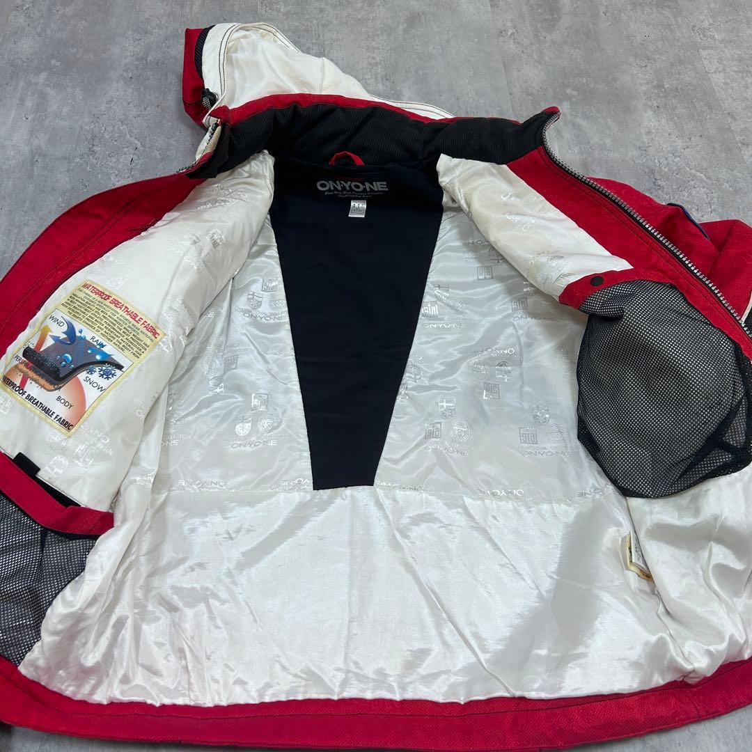本格競技仕様 ONYONE フィンランド代表 スキーウェア 上下+ベスト付き M