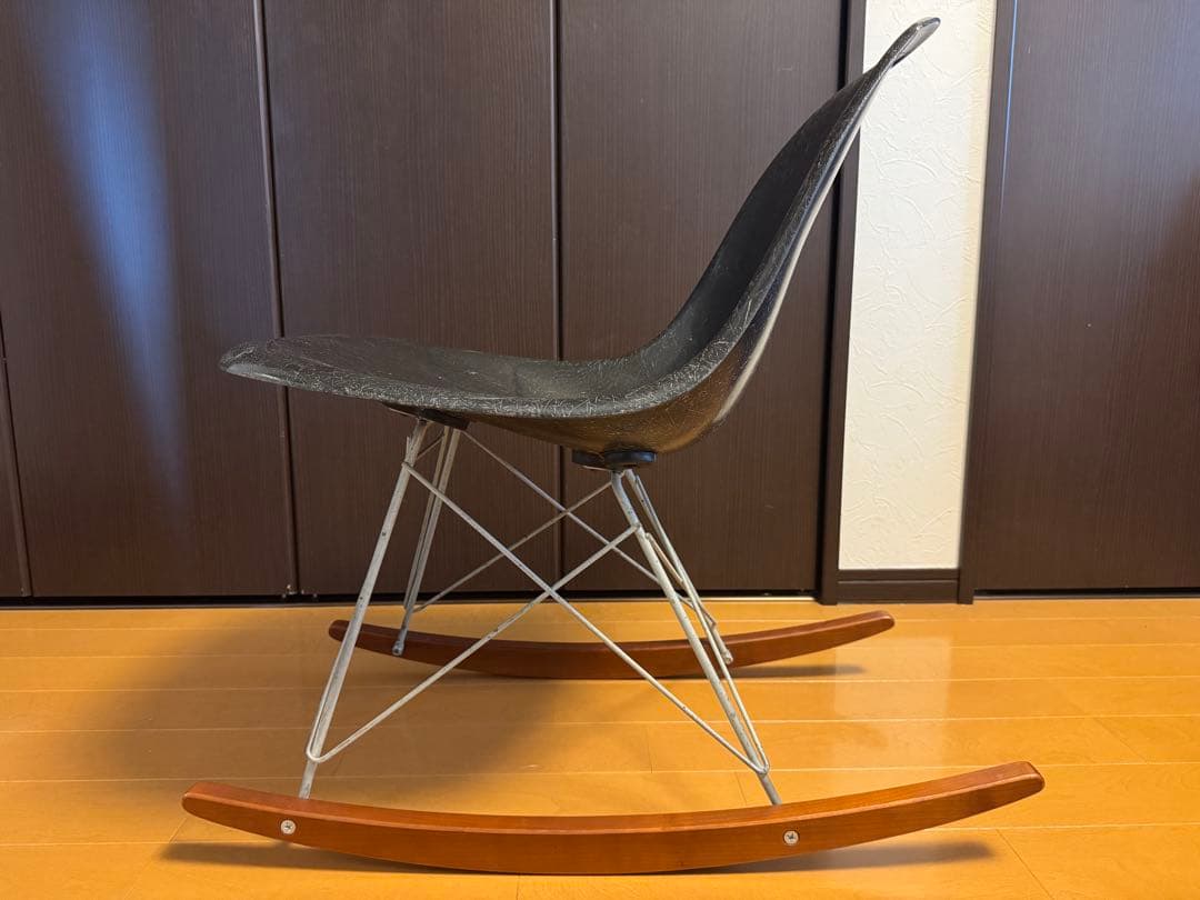 G*8様 Herman Miller イームズ シェルチェア 黒 FRP ヴィン