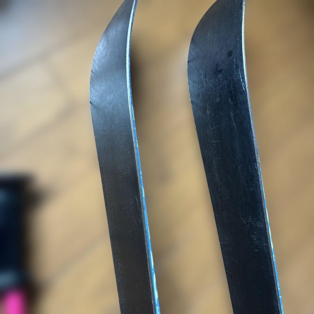 レディース　スキー板とストックセット