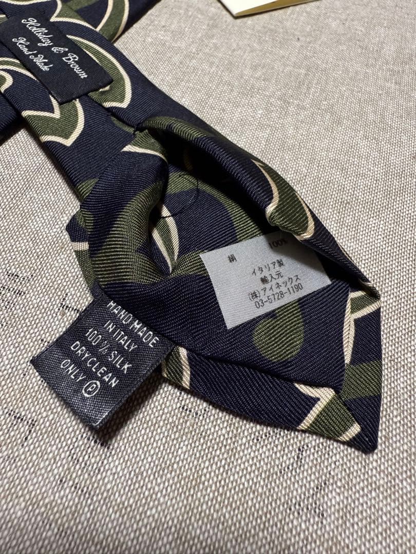 【新品】Holliday & Brown／アーカイブモチーフ／ネイビー／カーキ