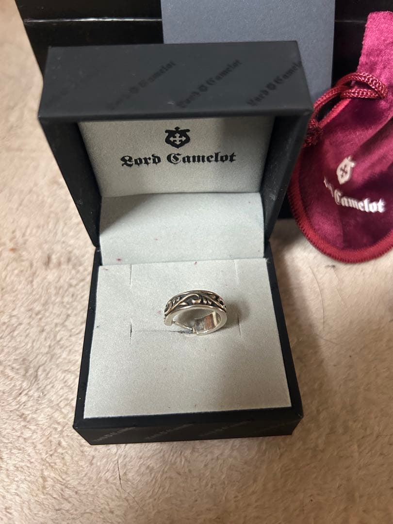 Lord Camelot シルバー ピアス(片耳用)