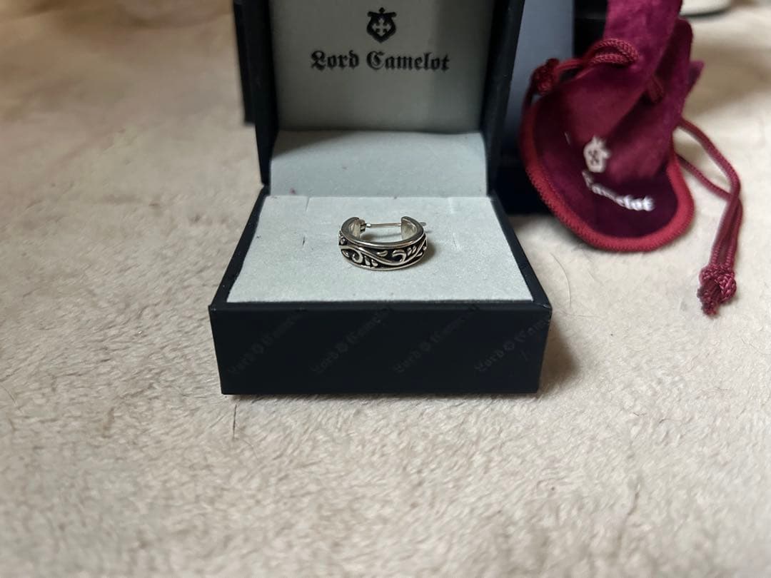 Lord Camelot シルバー ピアス(片耳用)