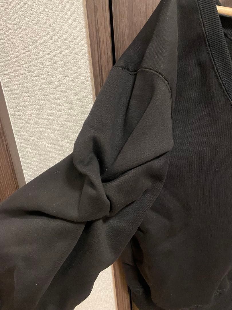 THE TOE Opern オフショルダースウェット