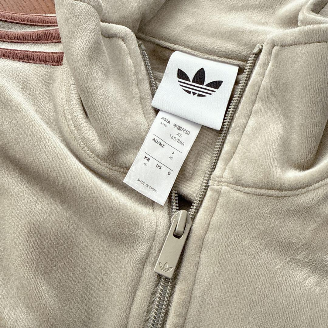 アディダス　ジャーナルスタンダード　ベロア　トラックトップ