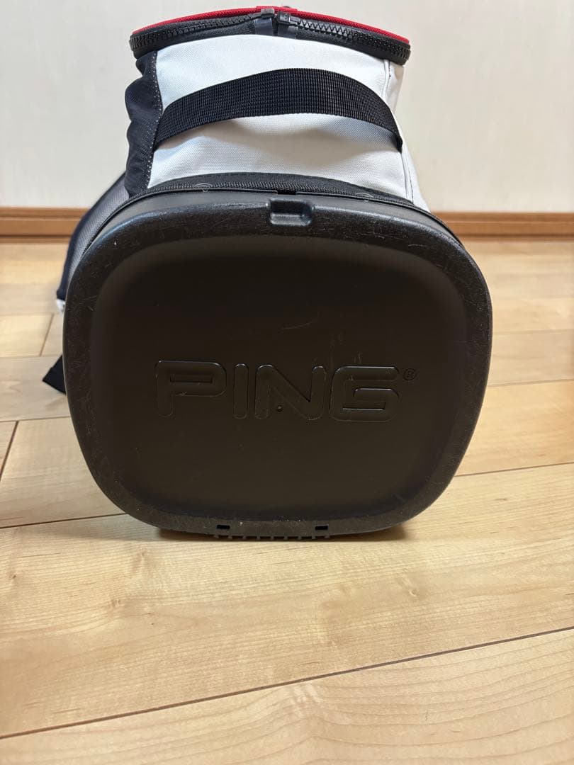 PING 軽量スタンド式キャディバック8.5型