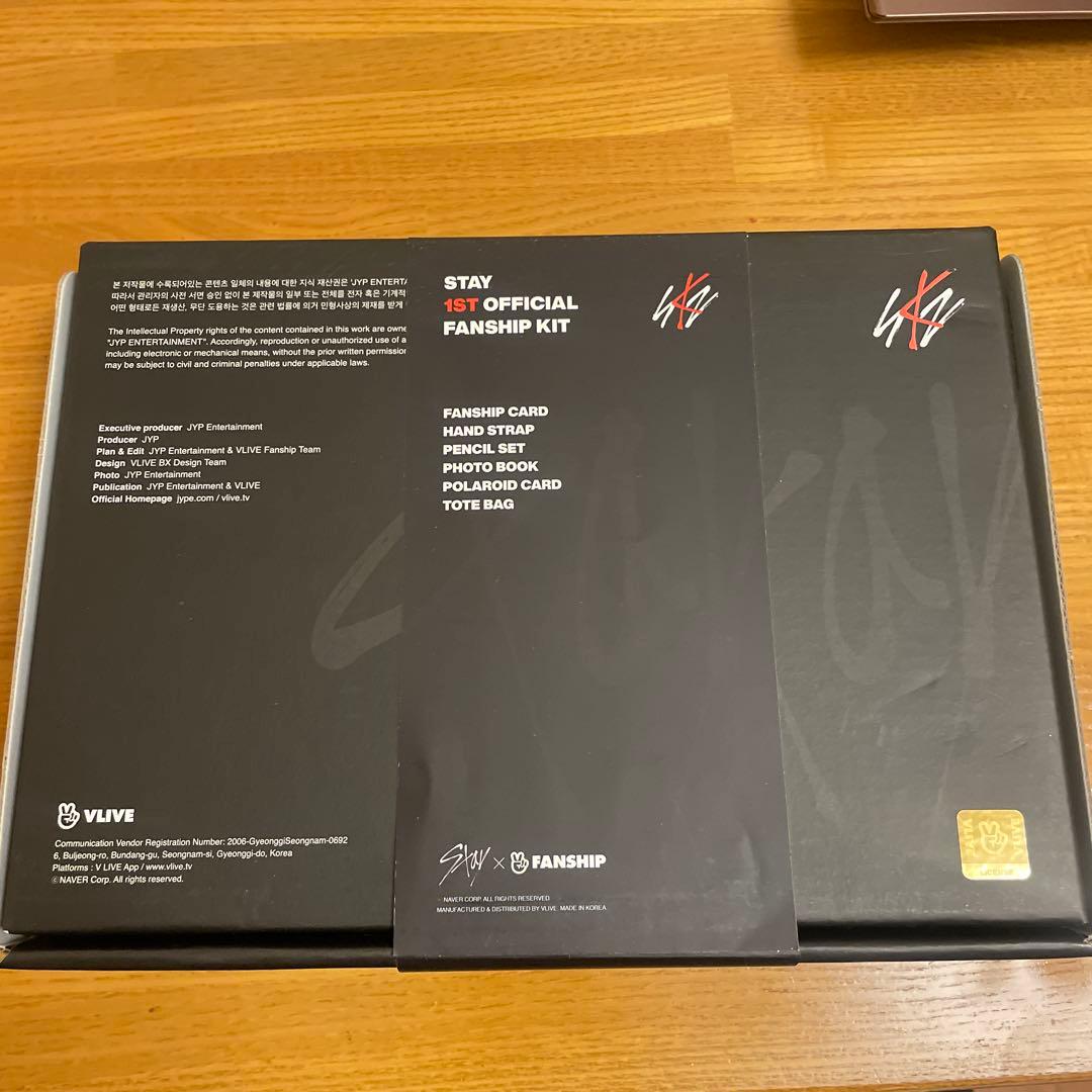 Stray Kids 1ST OFFICIAL FANSHIP KIT 限定