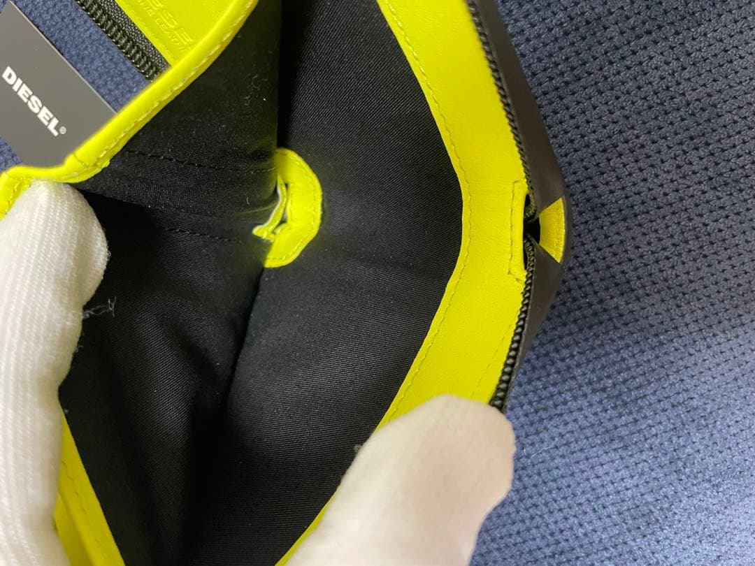 DIESEL ディーゼル ラウンドファスナー財布 総柄 白 ホワイト